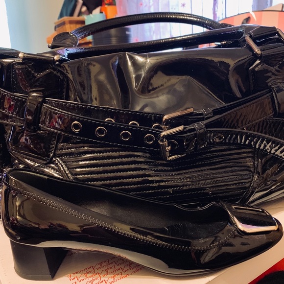 Prada Patent leather Logo Classic Shoes - Picture 2 of 6